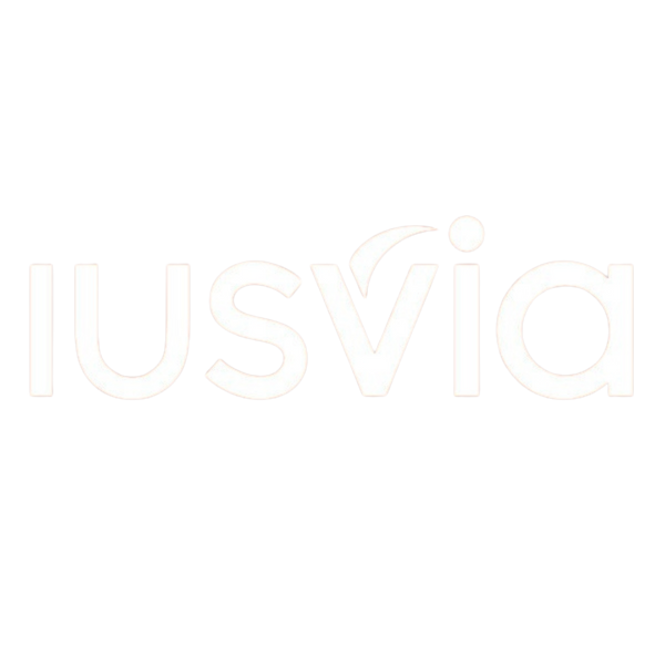 Logo IUSVIA versione bianca con sfondo trasparente